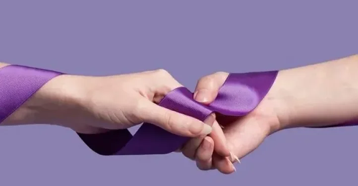 La línea 0800 PARÁ sigue apoyando a mujeres y diversidades ante situaciones de violencia