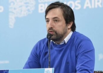 Kreplak criticó al Gobierno por dejar fuera a la Provincia de Buenos Aires en plan de vacunación