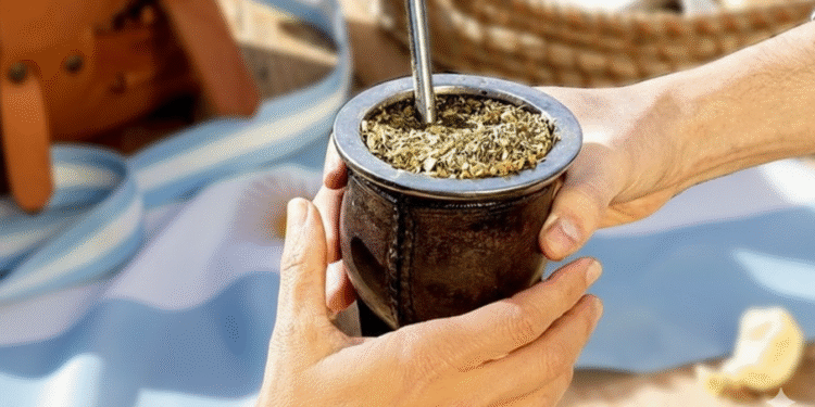 Día Nacional del Mate: Una infusión que Une, Energiza y Acompaña