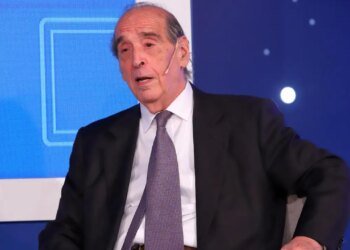 Arriazu: Argentina solo recuperará reservas si restaura la confianza en el mercado financiero