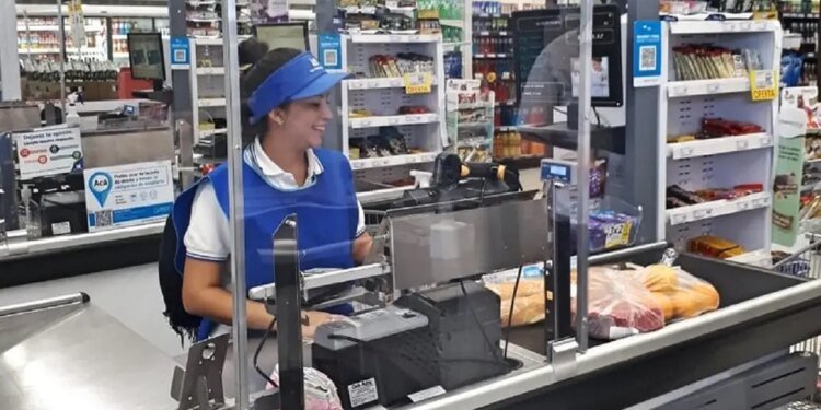 Aumento salarial y bono mensual mejoran el ingreso de los trabajadores de comercio en noviembre