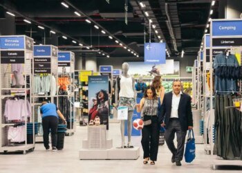 Decathlon arrasa en ventas en Vicente López y ofrece hasta 100 modelos de zapatillas desde $39.900