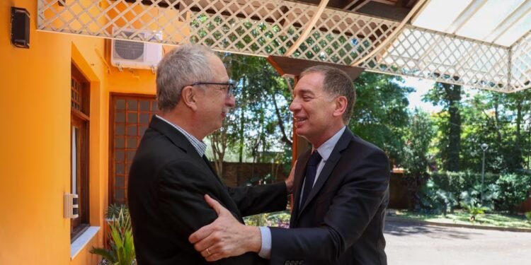 Santilli y Passalacqua se reúnen en Misiones para abordar reclamos y proyectos del Gobierno