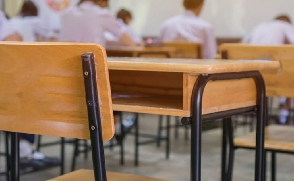 Fin de curso con cambios: adiós a la repitencia en la Provincia y nuevos niveles en CABA