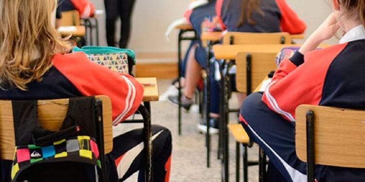 Desregulación de aranceles en escuelas privadas empieza a generar tensiones en Buenos Aires