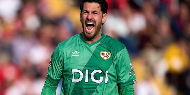 Cómo y Dónde Ver en Vivo Gratis Slovan Bratislava vs Rayo Vallecano: Horarios, Canales y Más para la Conference League 2025-26