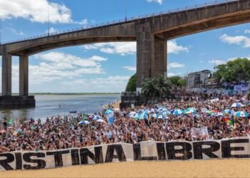 Cristina se dirige a las mujeres en Corrientes: “No vivimos en un país libre”