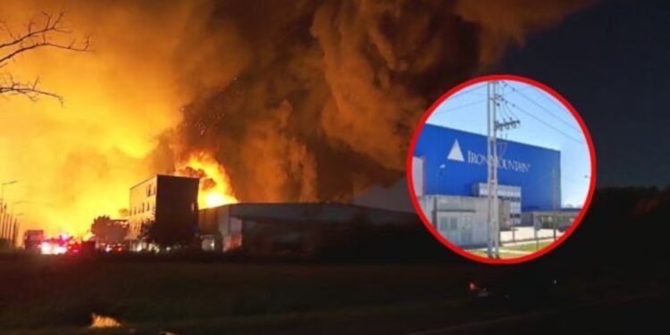 Incendio en Ezeiza: la sombra de Iron Mountain vuelve a acechar a la prensa argentina