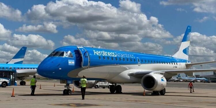Aerolíneas Argentinas suma un Boeing 737 MAX para potenciar su flota moderna