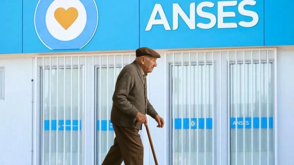 Aumentos y descuentos: ¿qué beneficios tienen los jubilados de ANSES en supermercados?