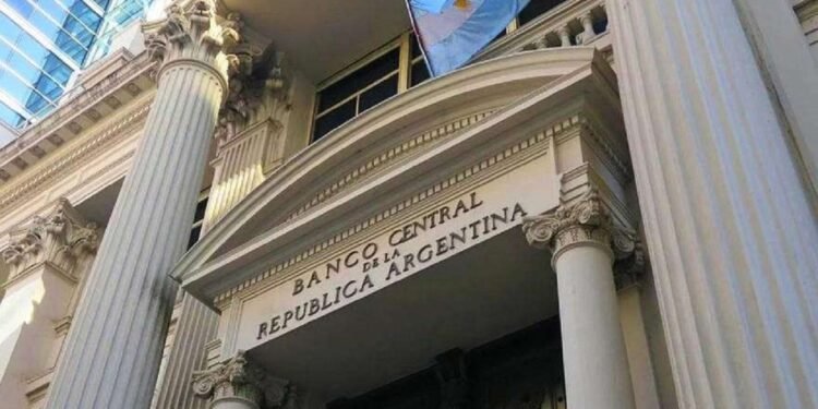Banco Central activa bloqueo de pagos a comercios no confiables para fortalecer controles fiscales