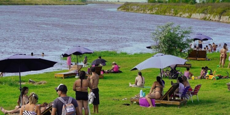 Se desata la ola de calor en Buenos Aires: temperaturas superan los 33 grados en los próximos días
