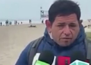 Héroe chileno rescata a cuatro niños de ahogarse en una playa mientras buscan a un quinto