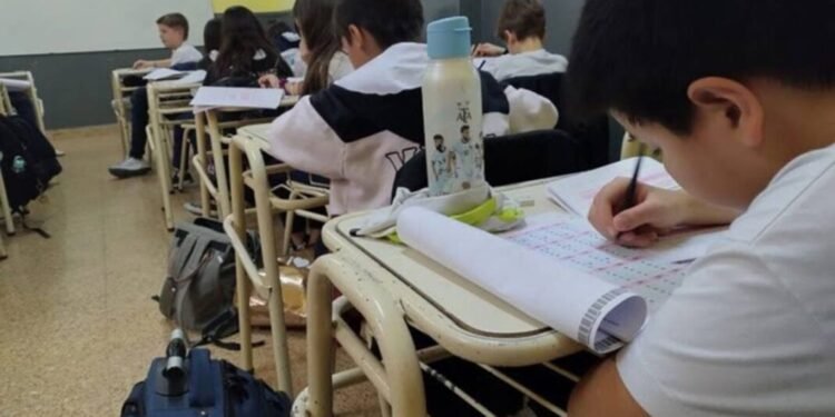 El calendario escolar 2026 garantizará 190 días de clases y nuevas horas mínimas de enseñanza