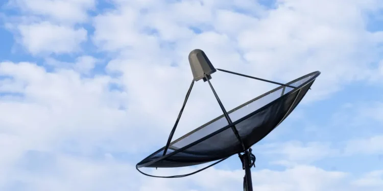 Amazon LEO lanzó este jueves su servicio de Internet satelital en varios países de la región