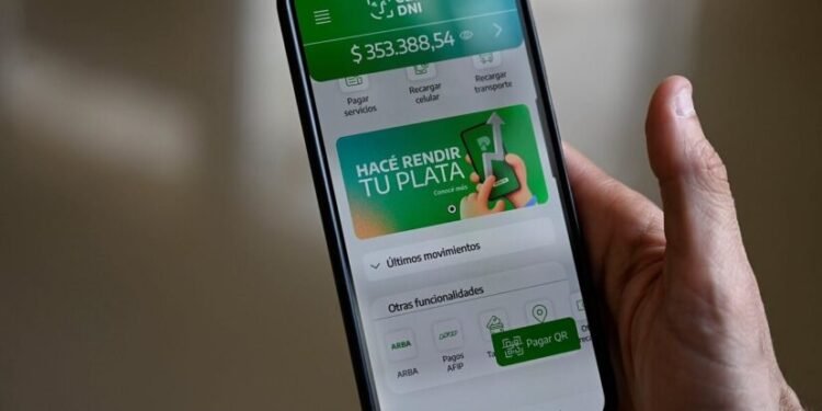 Descuentos de hasta 40% en comercios con Cuenta DNI: ahorra en noviembre y potencia tu compra