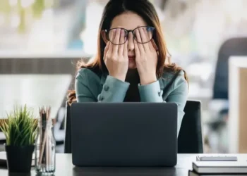 El 92% de los trabajadores argentinos sufre burnout y revela alarmante agotamiento laboral