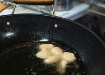 Trucos naturales para eliminar el olor a fritura en casa sin químicos