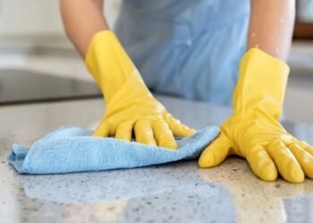 Aumento salarial confirmado para empleadas domésticas en diciembre: 1,3% de incremento