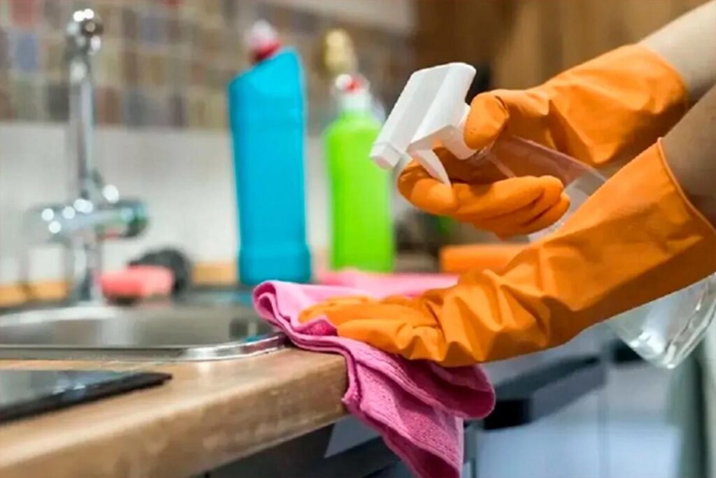 Trabajadoras de casas particulares tendrán nuevo aumento salarial antes de fin de año