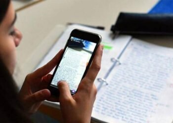 Diputados unifican proyectos para bloquear apuestas online en escuelas