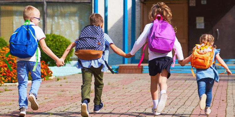 Se abre la inscripción para la ayuda escolar del sindicato de vidrio