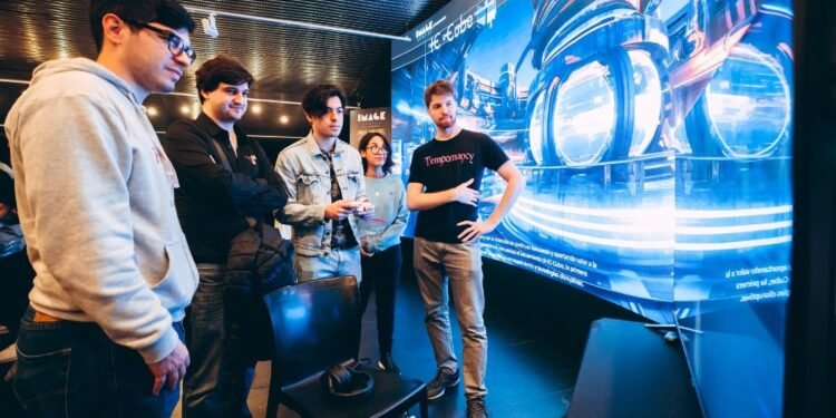 La EVA 2025 reúne a la industria de los videojuegos en el Palacio Libertad