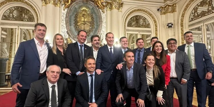 Diego Santilli asume como ministro del Interior y se compromete a impulsar reformas clave