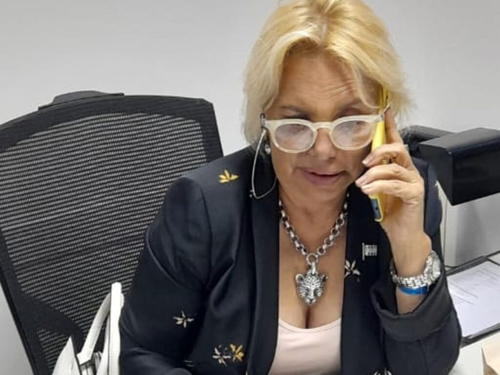 El escándalo del "hombre imán" revela una pelea oculta entre Nación y Provincia sobre las vacunas