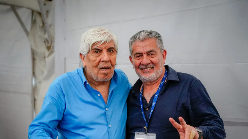 Hugo Moyano fue reelecto al mando de los camioneros y relegó a su hijo Pablo al desinterés