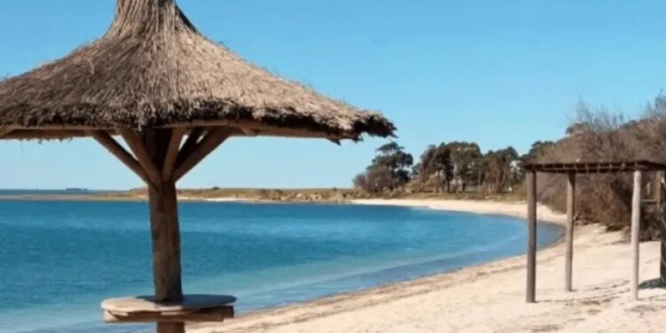 Descubrí Los Pocitos, el “Caribe argentino” que enamora con sus playas turquesas y tranquilidad