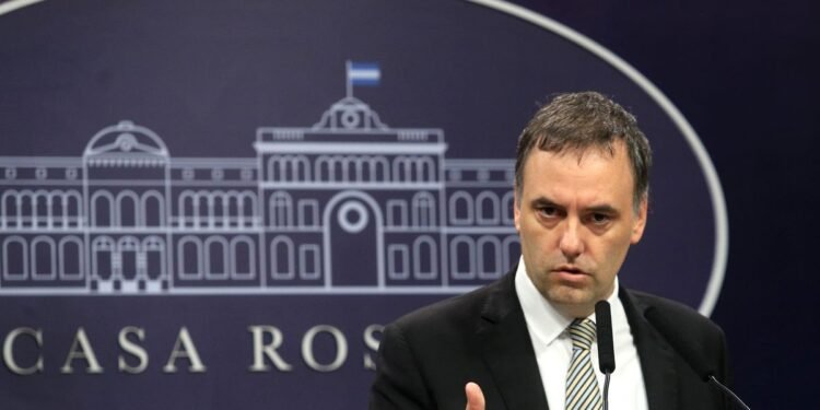 Adorni asume en el Gabinete y redefine el poder en el gobierno libertario