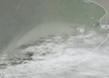 Polvo en suspensión afecta la visibilidad en el sur de Buenos Aires y se disipará esta tarde