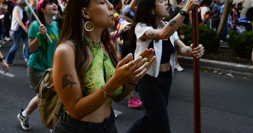 Argentina lanza campaña federal para combatir la violencia de género ante alarmantes datos