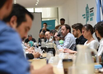 Docentes de la Provincia de Buenos Aires retoman paritarias sin aumentos por ahora