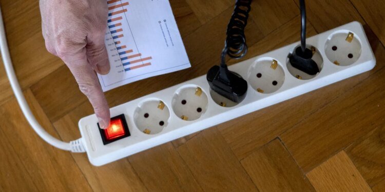 Aumentan las tarifas de luz un 3,6% en la Provincia de Buenos Aires desde diciembre