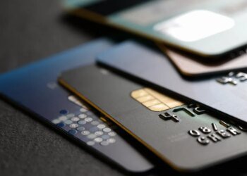 Los argentinos ya deben $5,6 millones de promedio: crece la morosidad en medio de la crisis