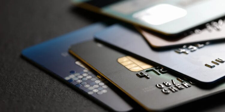 Los argentinos ya deben $5,6 millones de promedio: crece la morosidad en medio de la crisis