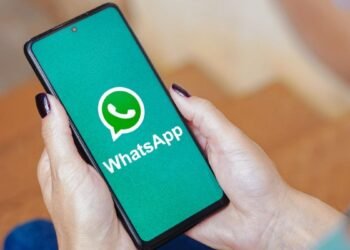Restricciones en la mención general de WhatsApp según tamaño de grupos