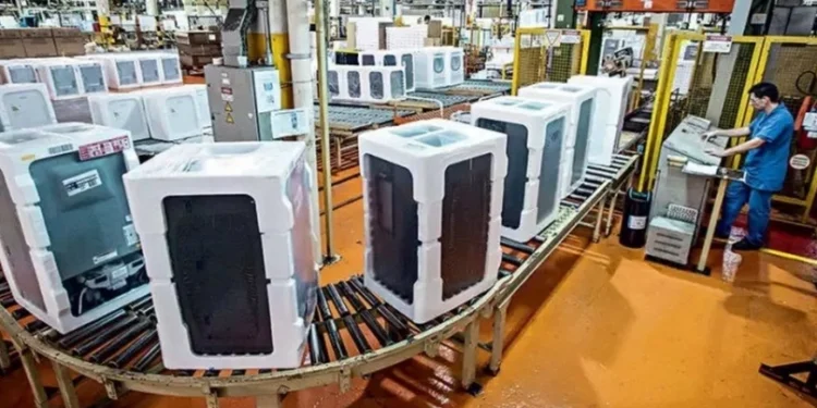 Whirlpool cerró su fábrica en Pilar y despidió a 220 trabajadores en una decisión sorpresiva