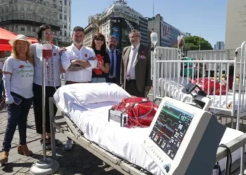 Impactante instalación en el Obelisco: un llamado urgente a la donación de órganos