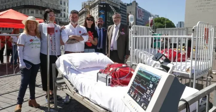 Impactante instalación en el Obelisco: un llamado urgente a la donación de órganos