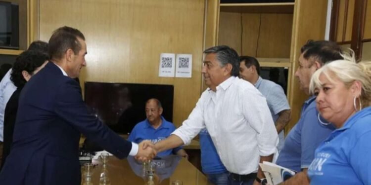 Acuerdo salarial en Neuquén: actualizaciones y bono extraordinario para estatales