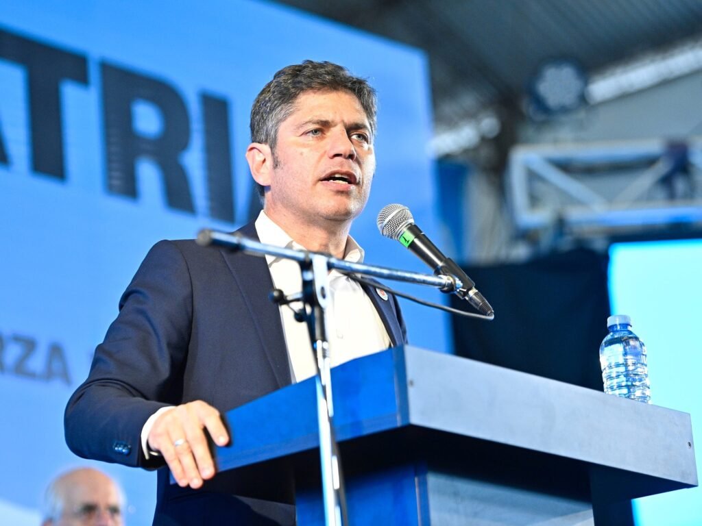 Kicillof asegura que la deuda no es para déficit y advierte: si Nación no aprueba, hay default