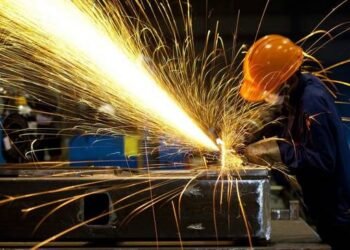 UOM alcanzó acuerdo salarial que beneficia a trabajadores metalúrgicos hasta marzo de 2026