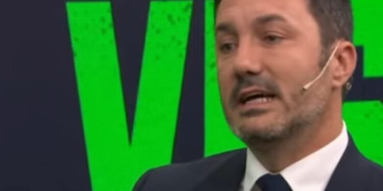 Petri defiende los F-16 y dispara: 'Ahora son todos sommeliers de aviones caza'