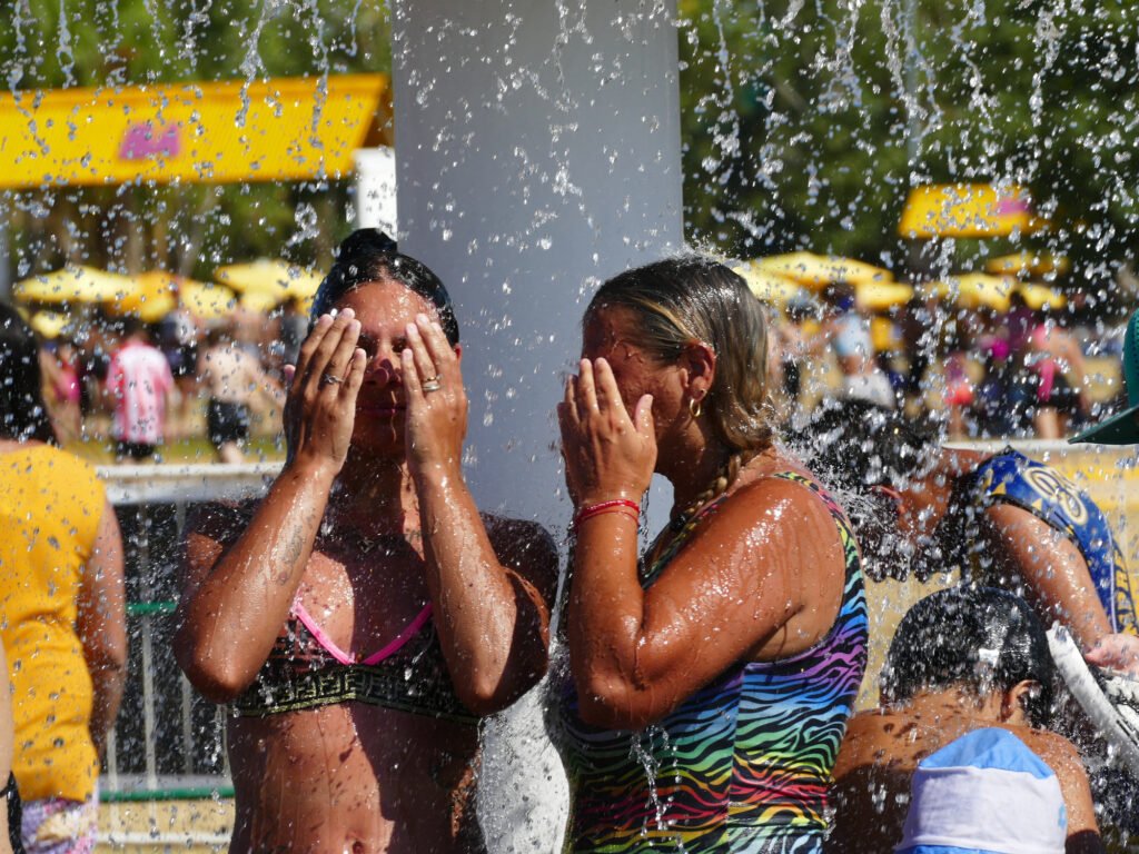 El calor extremo desata una alerta amarilla: se esperan 38 grados en la previa de Año Nuevo
