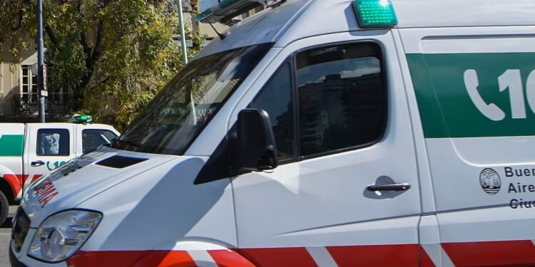 Camión y colectivo chocan en la General Paz: al menos diez heridos y caos en el tránsito