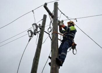 Trágica descarga eléctrica: operario de Cretal murió mientras reparaba daños por el temporal
