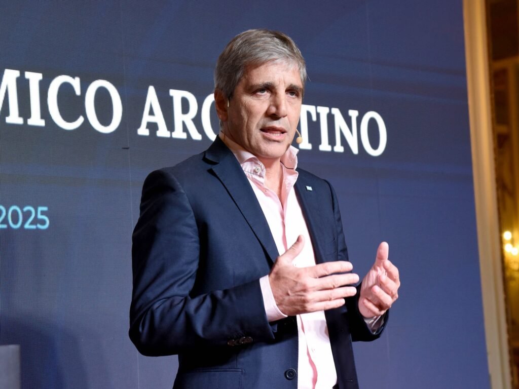 Caputo lanza un llamado a boicotear supermercados en Pilar por nueva tasa municipal